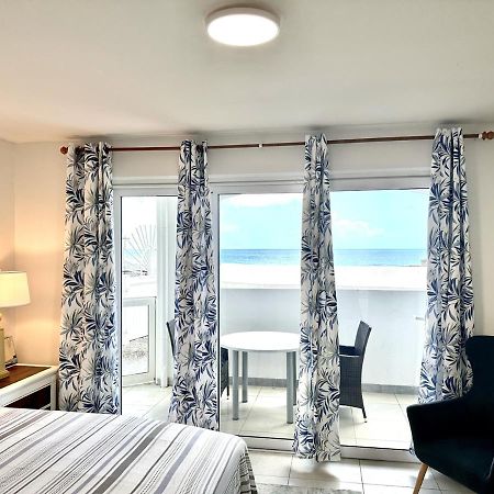 Maho Beach House - Studio - Beach Access Екстер'єр фото